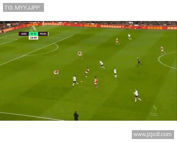 曼联明夏免费签前锋做替补,周薪5万的“秘密武器”将引爆老特拉福德? 曼联明夏免费签前锋做替补,周薪5万的“秘密武器”将引爆老特拉福德?